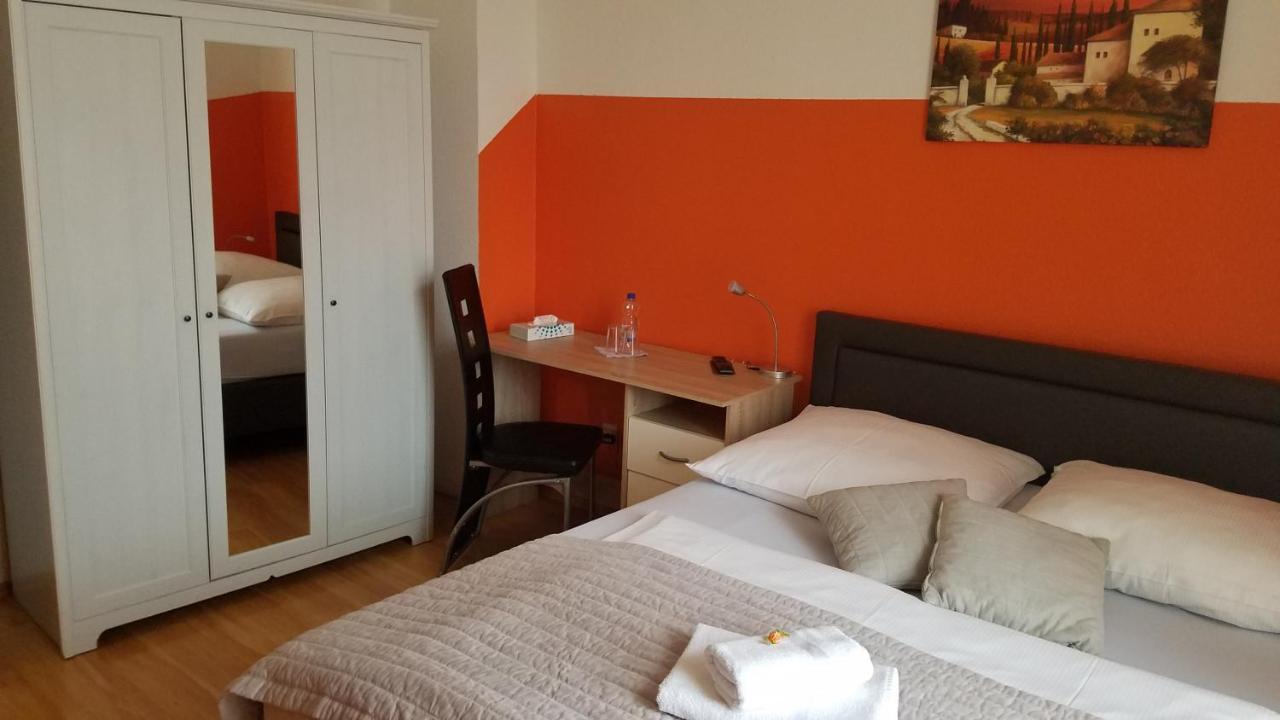 Hotel Monopol Hilden Esterno foto