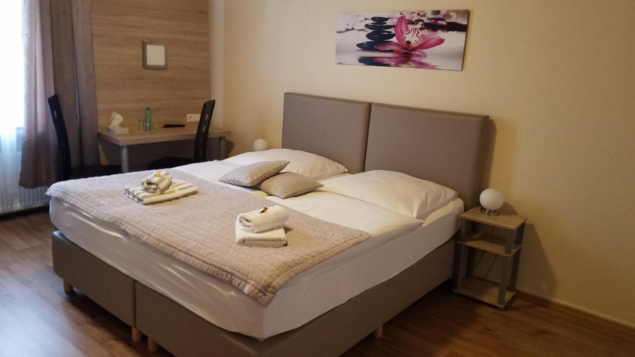 Hotel Monopol Hilden Esterno foto