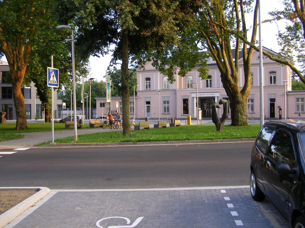 Hotel Monopol Hilden Esterno foto