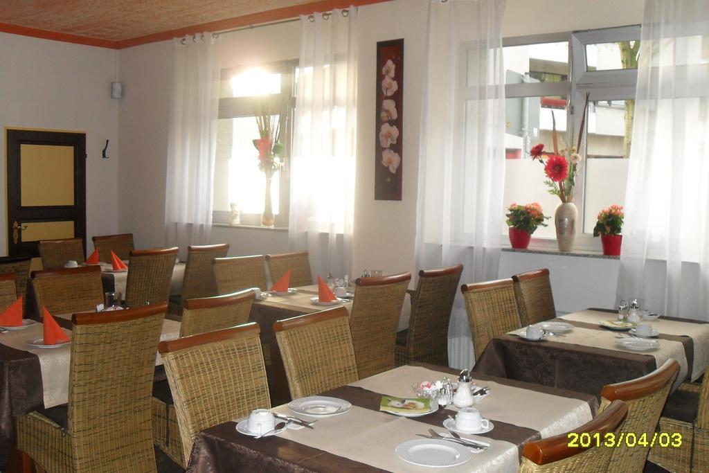 Hotel Monopol Hilden Esterno foto